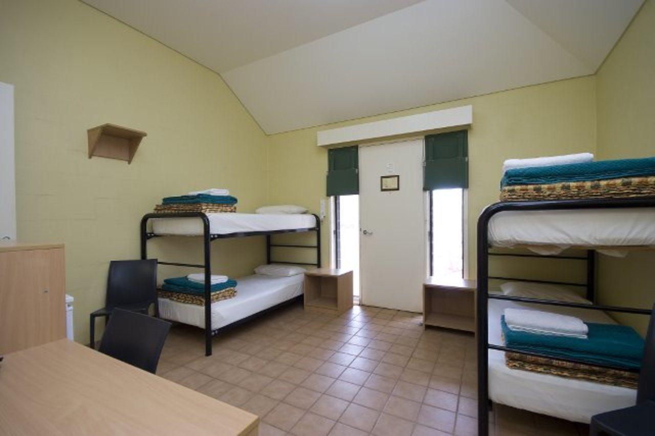 Outback Hotel Ayers Rock Room photo